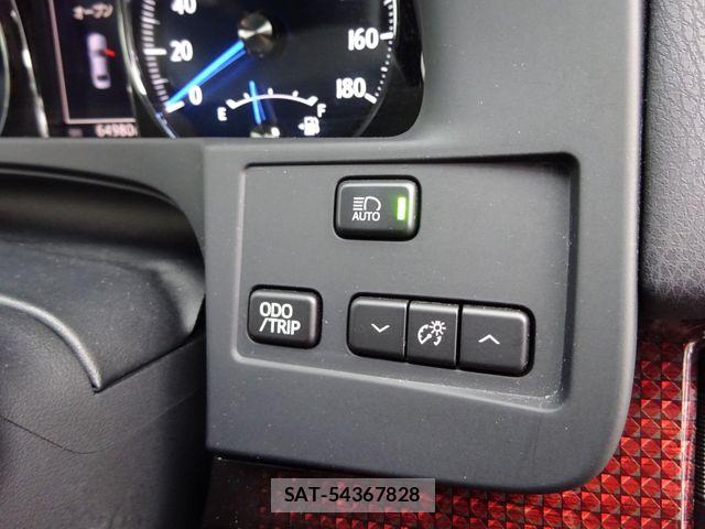 Toyota CROWN SEDAN 2018-05 7250287-22