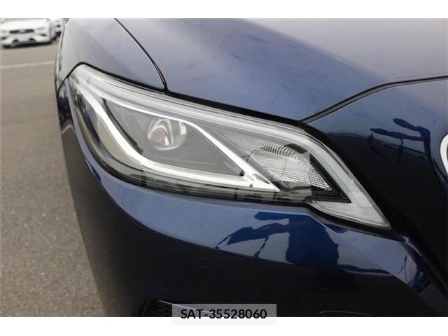 Toyota CROWN SEDAN 2018-11 7250293-22