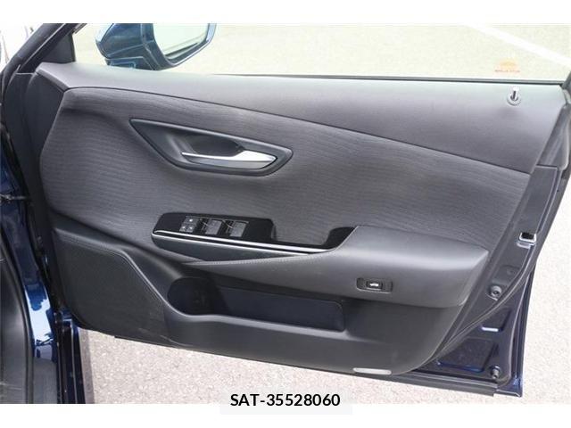 Toyota CROWN SEDAN 2018-11 7250293-29