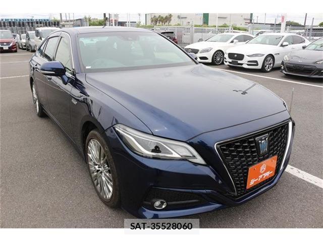 Toyota CROWN SEDAN 2018-11 7250293-6