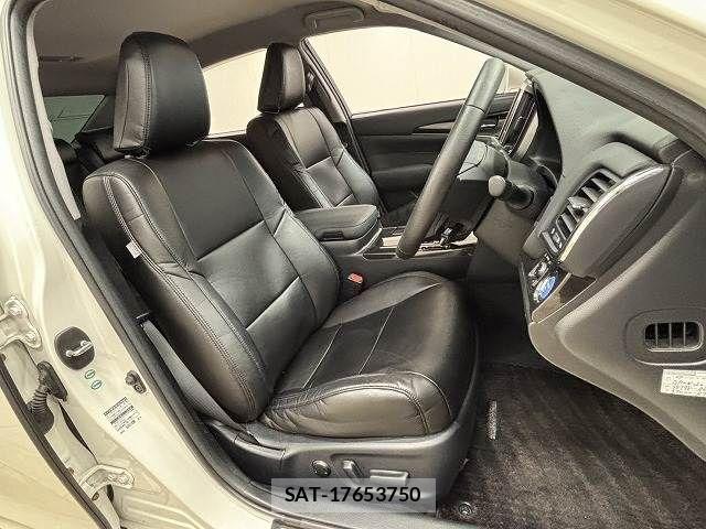 Toyota CROWN SEDAN 2013-08 7250288-4