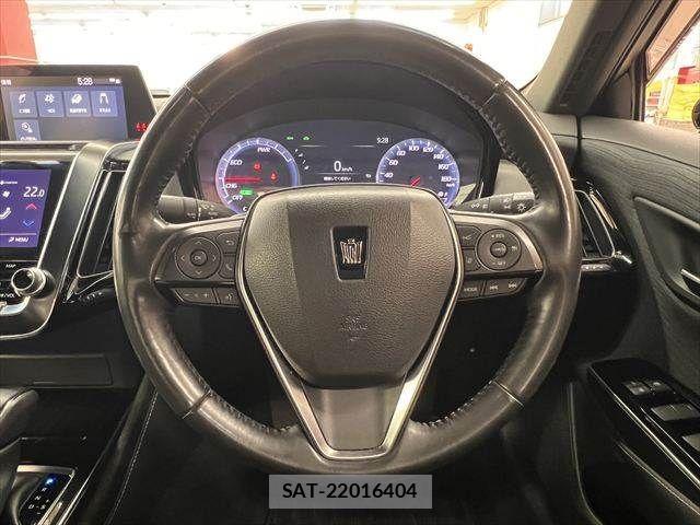 Toyota CROWN SEDAN 2019-01 7250280-9