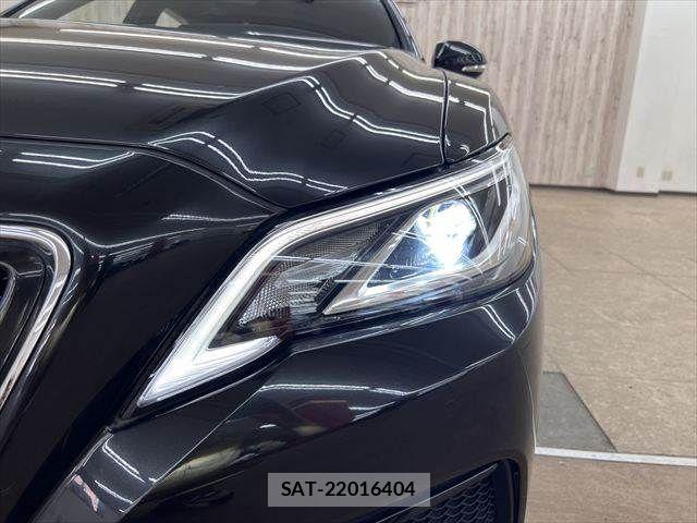 Toyota CROWN SEDAN 2019-01 7250280-10