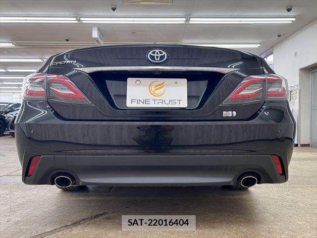 Toyota CROWN SEDAN 2019-01 7250280-16