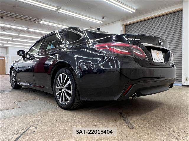 Toyota CROWN SEDAN 2019-01 7250280-18