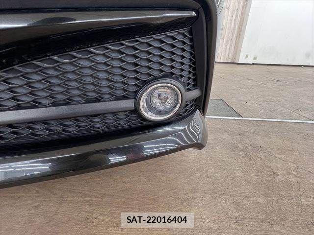 Toyota CROWN SEDAN 2019-01 7250280-21