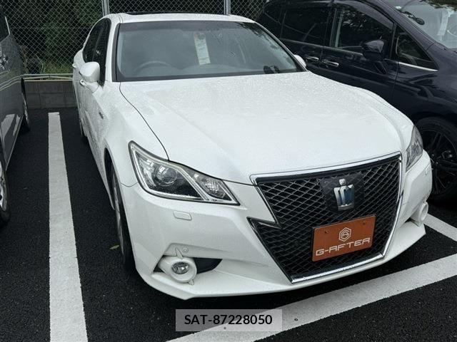 Toyota CROWN SEDAN 2013-05 7250301-0