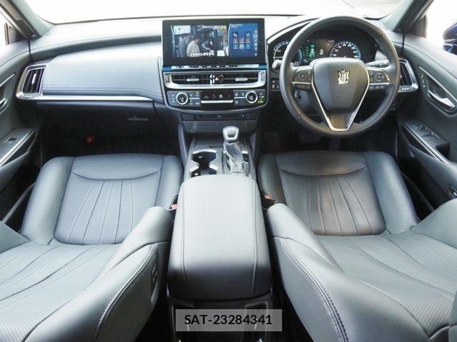 Toyota CROWN SEDAN 2021-04 7250278-9
