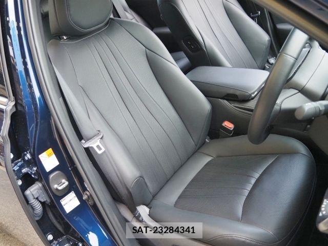 Toyota CROWN SEDAN 2021-04 7250278-10