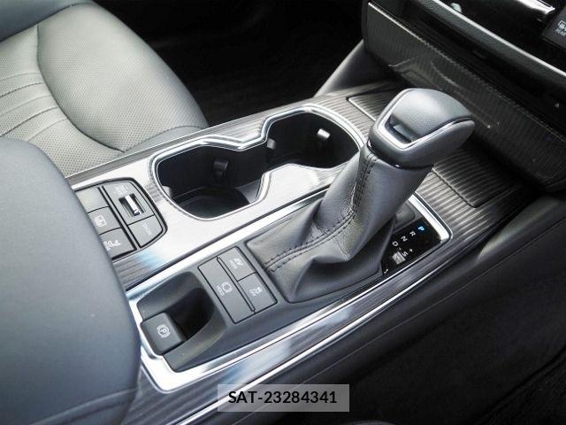 Toyota CROWN SEDAN 2021-04 7250278-28