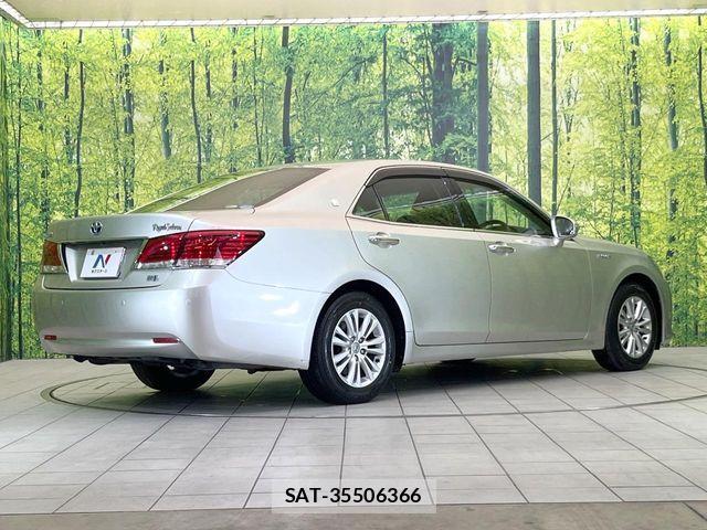 Toyota CROWN SEDAN 2014-01 7250302-16