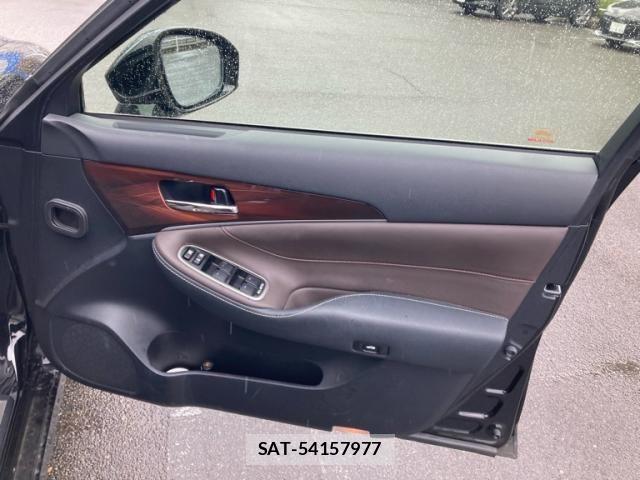 Toyota CROWN SEDAN 2014-02 7250304-13