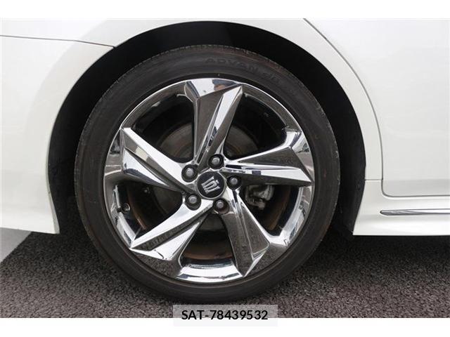 Toyota CROWN SEDAN 2020-03 7250289-15