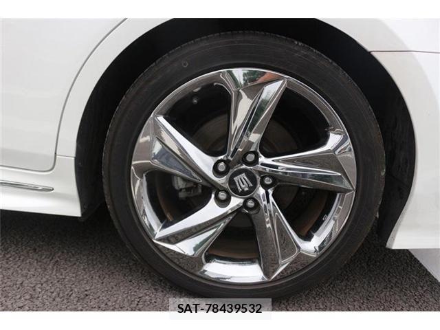 Toyota CROWN SEDAN 2020-03 7250289-16