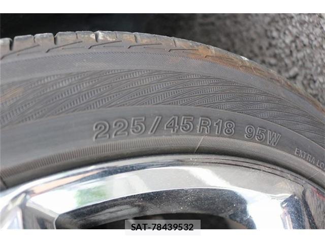 Toyota CROWN SEDAN 2020-03 7250289-25