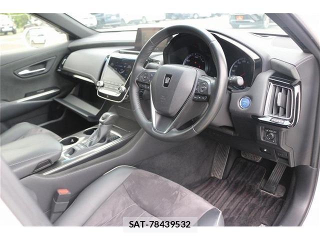 Toyota CROWN SEDAN 2020-03 7250289-28
