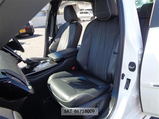 Toyota CROWN SEDAN 2020-09 7250281-14