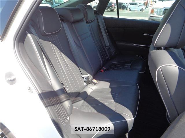 Toyota CROWN SEDAN 2020-09 7250281-16