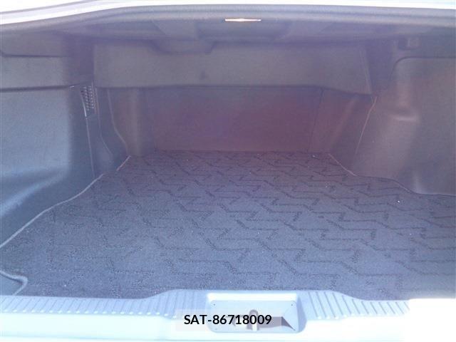 Toyota CROWN SEDAN 2020-09 7250281-17