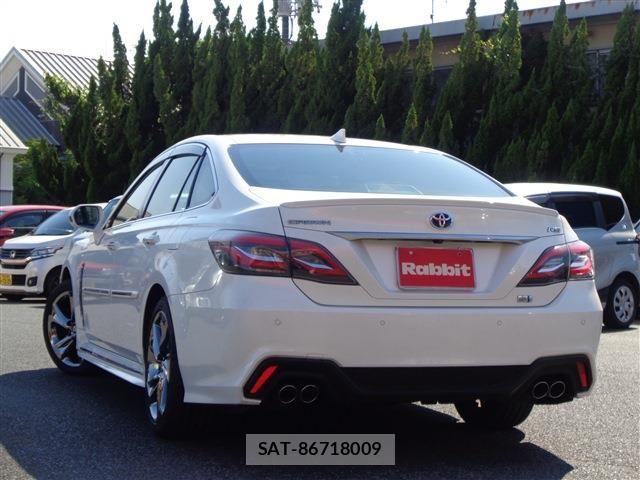 Toyota CROWN SEDAN 2020-09 7250281-1