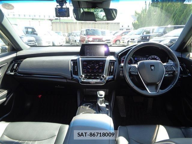 Toyota CROWN SEDAN 2020-09 7250281-2