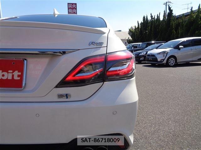 Toyota CROWN SEDAN 2020-09 7250281-5
