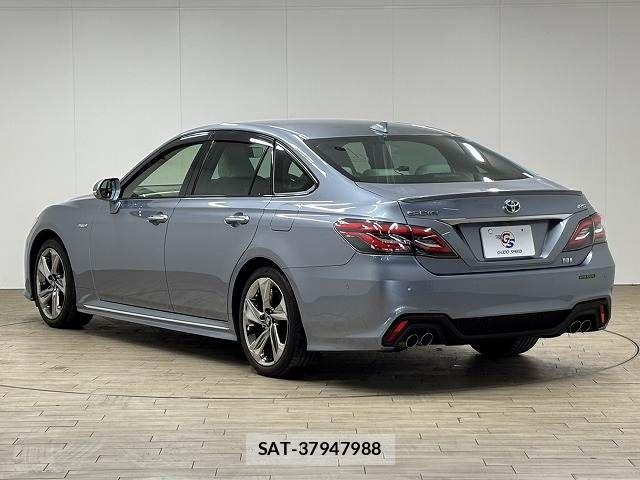 Toyota CROWN SEDAN 2019-11 7250276-16