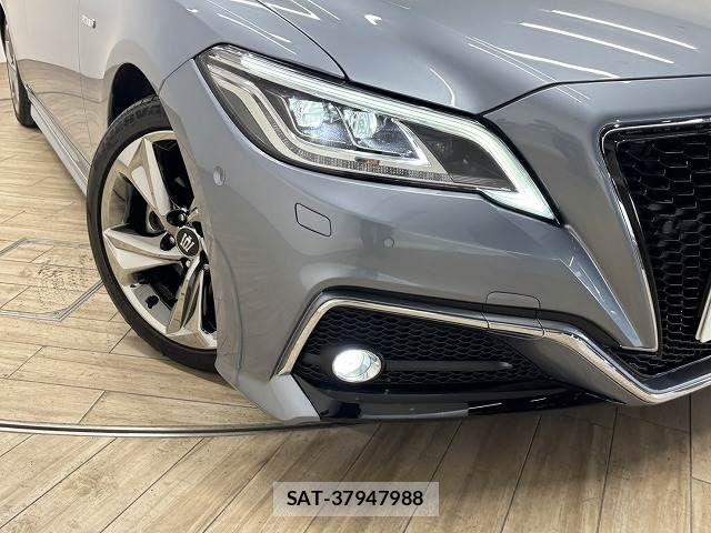 Toyota CROWN SEDAN 2019-11 7250276-19