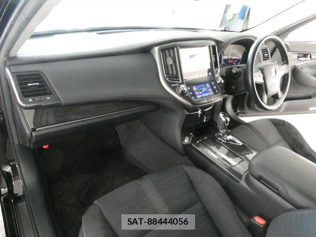 Toyota CROWN SEDAN 2014-08 7250294-12