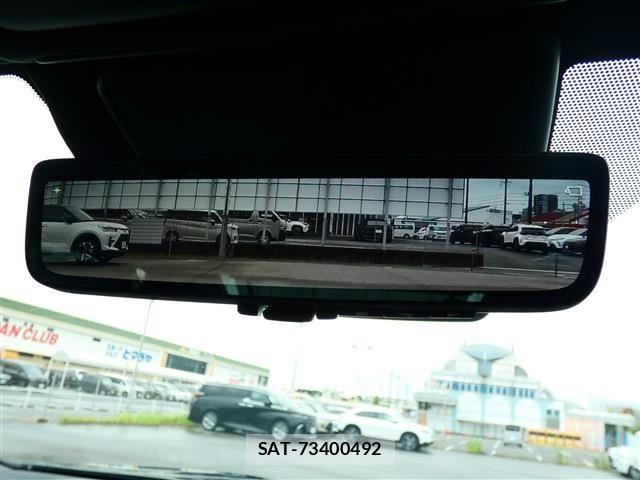 Toyota CROWN SEDAN 2024-07 7250274-17