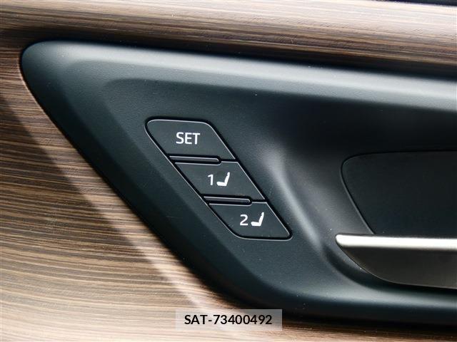 Toyota CROWN SEDAN 2024-07 7250274-21