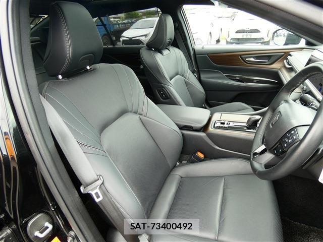 Toyota CROWN SEDAN 2024-07 7250274-23