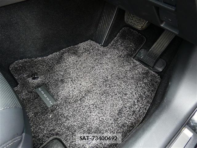 Toyota CROWN SEDAN 2024-07 7250274-28