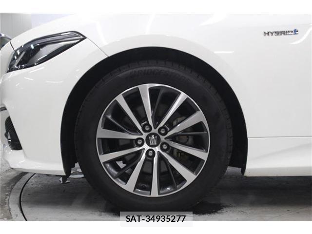 Toyota CROWN SEDAN 2018-07 7250296-23