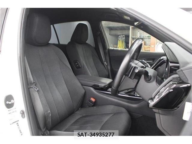 Toyota CROWN SEDAN 2018-07 7250296-26