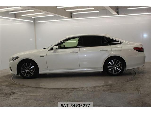 Toyota CROWN SEDAN 2018-07 7250296-7