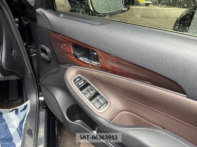 Toyota CROWN SEDAN 2013-07 7250305-20
