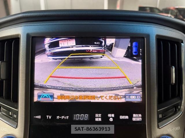 Toyota CROWN SEDAN 2013-07 7250305-27