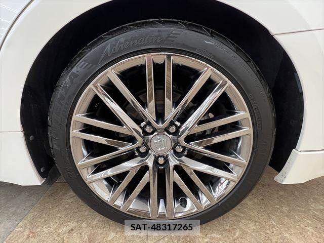 Toyota CROWN SEDAN 2017-05 7250285-26