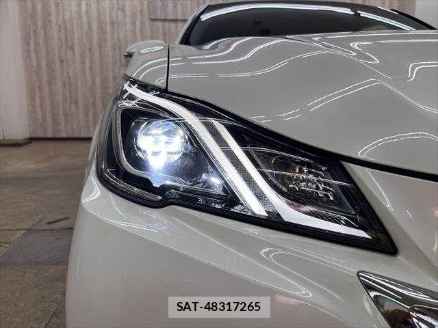 Toyota CROWN SEDAN 2017-05 7250285-28