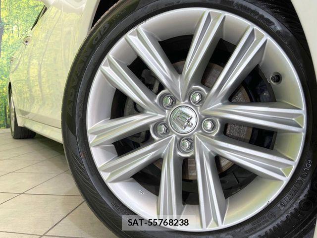 Toyota CROWN SEDAN 2015-02 7250303-12