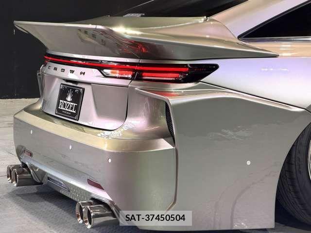 Toyota CROWN SEDAN 2024-08 7250270-13