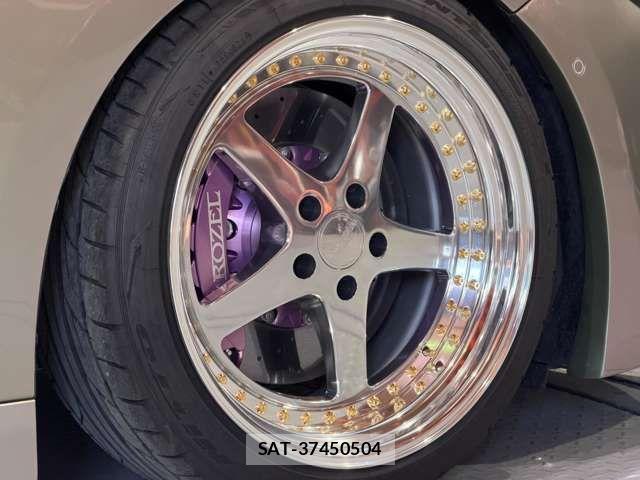 Toyota CROWN SEDAN 2024-08 7250270-2