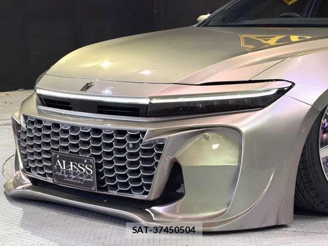 Toyota CROWN SEDAN 2024-08 7250270-4