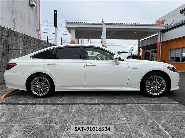 Toyota CROWN SEDAN 2020-06 7271745-11