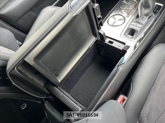 Toyota CROWN SEDAN 2020-06 7271745-25