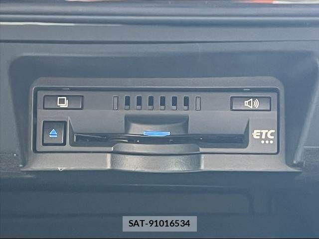 Toyota CROWN SEDAN 2020-06 7271745-26
