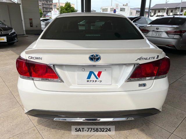 Toyota CROWN SEDAN 2014-02 7271750-14