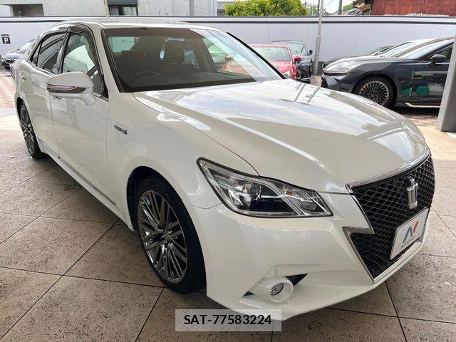 Toyota CROWN SEDAN 2014-02 7271750-15