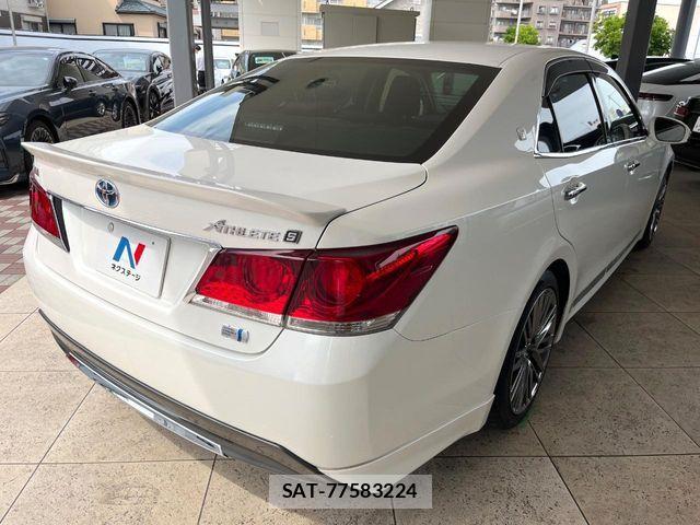 Toyota CROWN SEDAN 2014-02 7271750-16